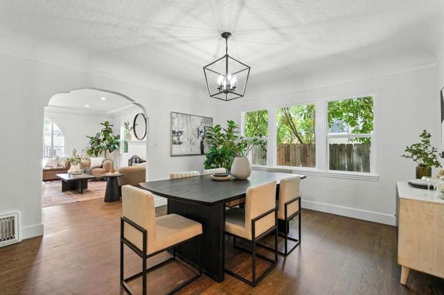 1165 Clinton Street, Redwood City, CA 94061