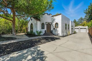 1165 Clinton Street, Redwood City, CA 94061