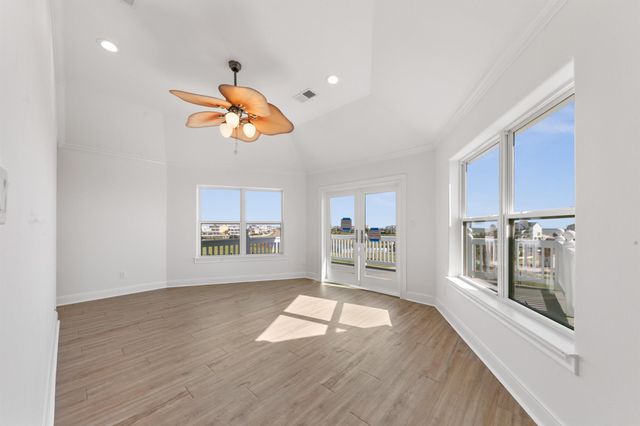 20919 W Sunset Bay Drive, Galveston, TX 77554