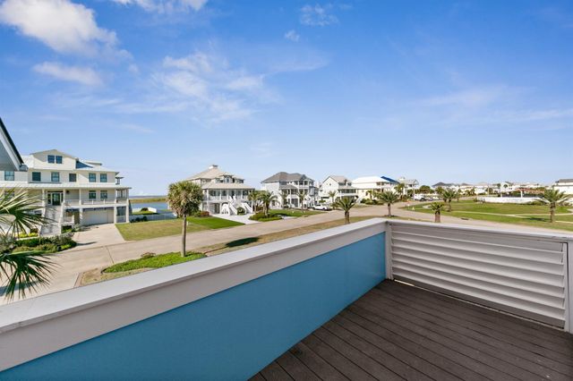 20919 W Sunset Bay Drive, Galveston, TX 77554