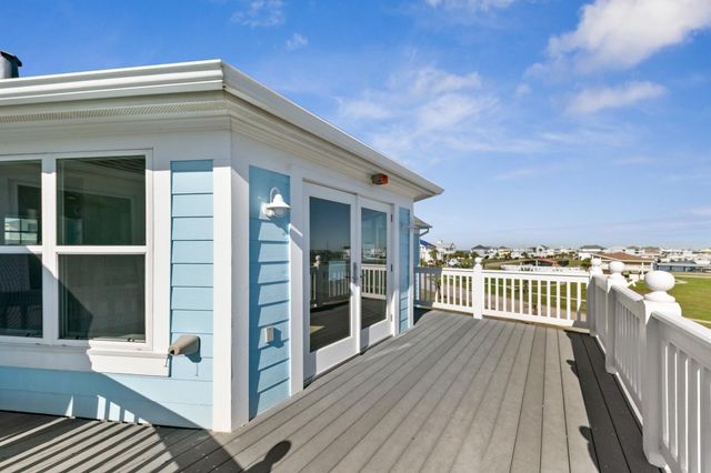 20919 W Sunset Bay Drive, Galveston, TX 77554