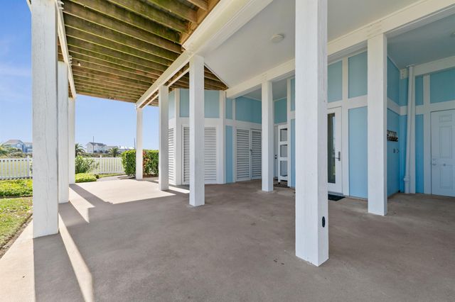 20919 W Sunset Bay Drive, Galveston, TX 77554