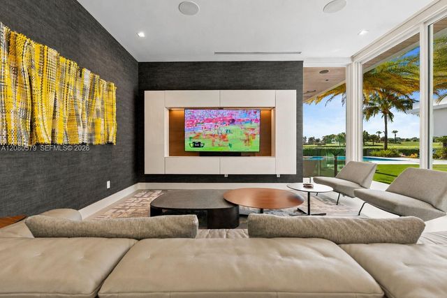 3939 Country Club Lane, Fort Lauderdale, FL 33308
