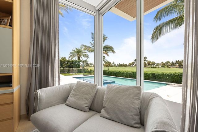 3939 Country Club Lane, Fort Lauderdale, FL 33308