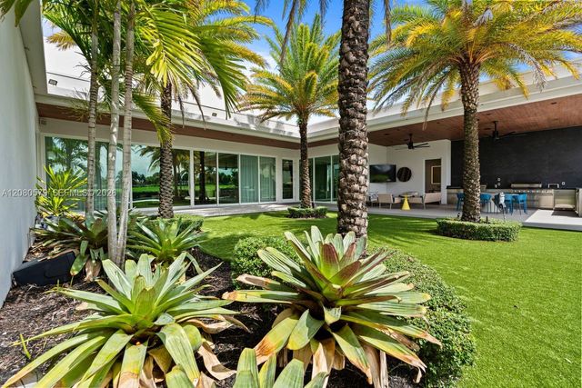 3939 Country Club Lane, Fort Lauderdale, FL 33308