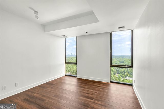 147 15th Street NE 15D, Atlanta, GA 30309