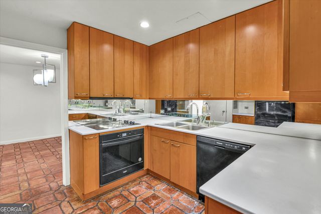 147 15th Street NE 15D, Atlanta, GA 30309