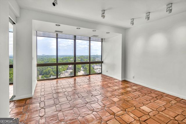 147 15th Street NE 15D, Atlanta, GA 30309