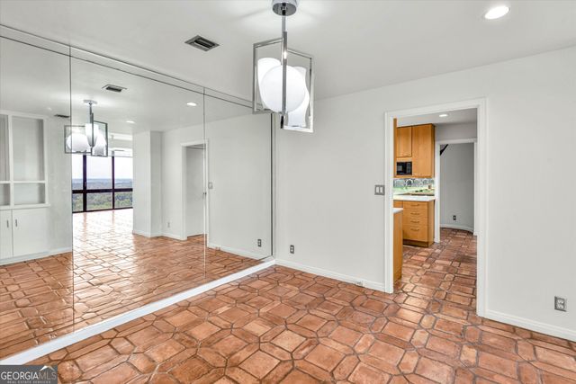 147 15th Street NE 15D, Atlanta, GA 30309