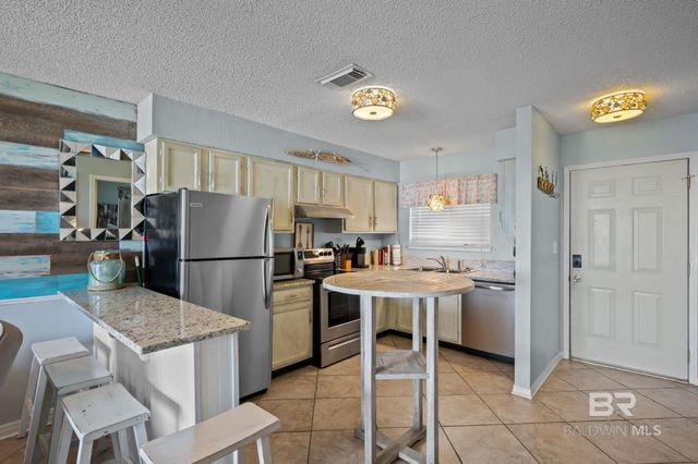 930 W Beach Boulevard 202, Gulf Shores, AL 36542