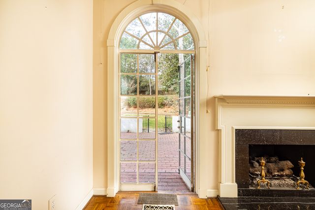 650 Moores Mill Road Square 27, Atlanta, GA 30327