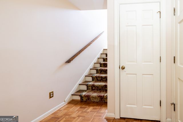 650 Moores Mill Road Square 27, Atlanta, GA 30327