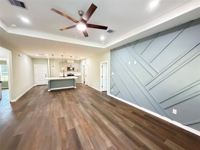 387 Autumn Lane, Livingston, TX 77351