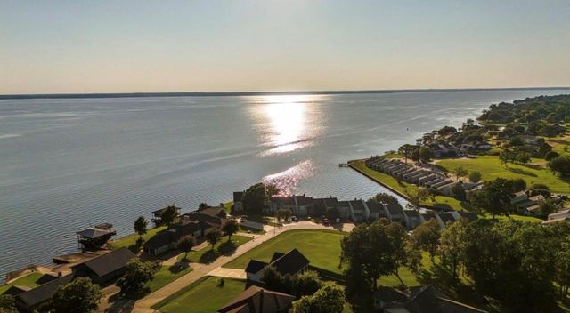 387 Autumn Lane, Livingston, TX 77351