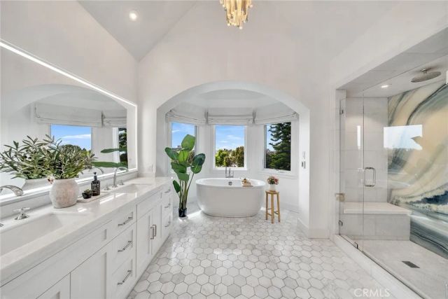 11 Hillsborough, Newport Beach, CA 92660