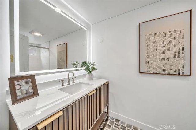 11 Hillsborough, Newport Beach, CA 92660