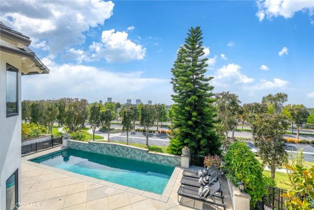 11 Hillsborough, Newport Beach, CA 92660