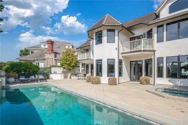 11 Hillsborough, Newport Beach, CA 92660