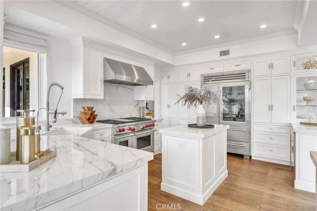 11 Hillsborough, Newport Beach, CA 92660