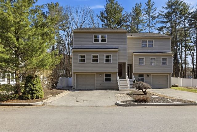 20 Winterberry Way, Bedford, MA 01730