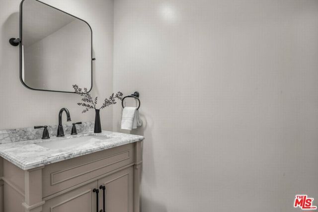 3225 Iredell Lane, Studio City (los Angeles), CA 91604