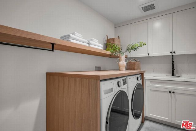 3225 Iredell Lane, Studio City (los Angeles), CA 91604