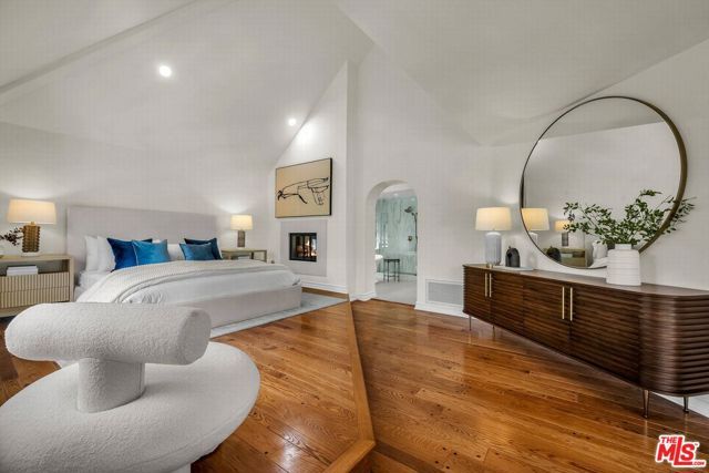 3225 Iredell Lane, Studio City (los Angeles), CA 91604