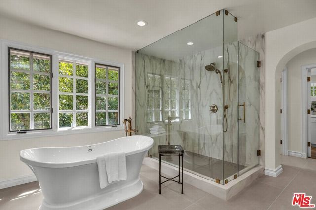 3225 Iredell Lane, Studio City (los Angeles), CA 91604