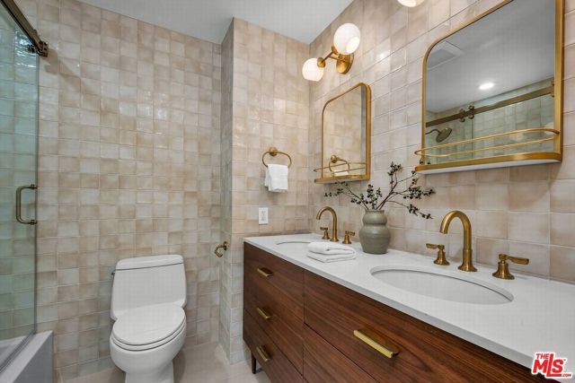 3225 Iredell Lane, Studio City (los Angeles), CA 91604