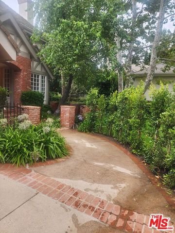 3225 Iredell Lane, Studio City (los Angeles), CA 91604