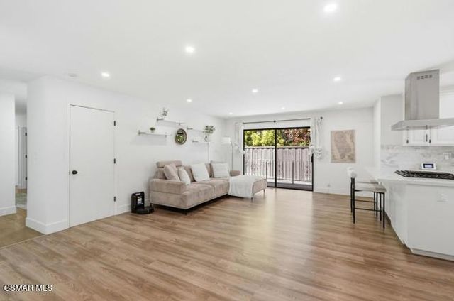 4206 Huntington Street, Oakland, CA 94619