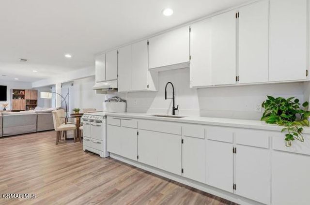 4206 Huntington Street, Oakland, CA 94619