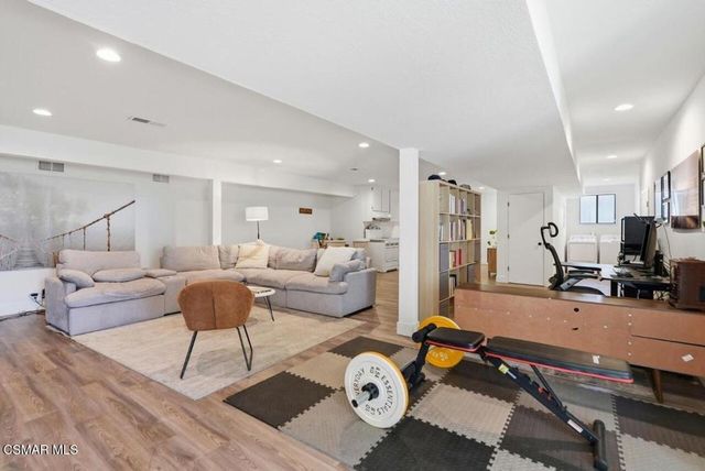 4206 Huntington Street, Oakland, CA 94619