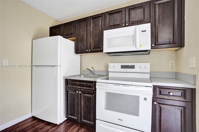 727 22nd St A, West Palm Beach, FL 33407