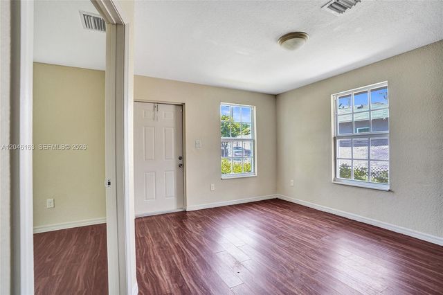 727 22nd St A, West Palm Beach, FL 33407
