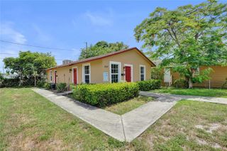 727 22nd St A, West Palm Beach, FL 33407