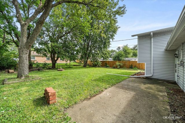 104 S Ashbury Avenue, Bolingbrook, IL 60440