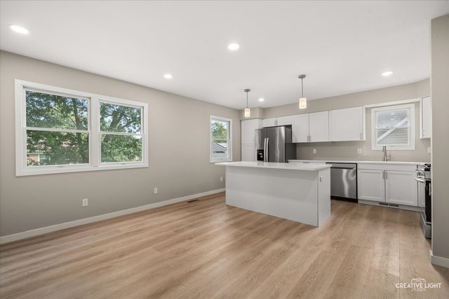 104 S Ashbury Avenue, Bolingbrook, IL 60440