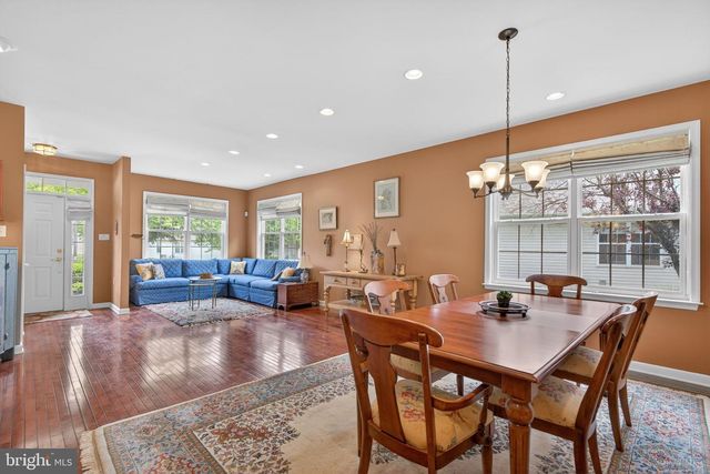16 ZINNIA WAY, Langhorne, PA 19047