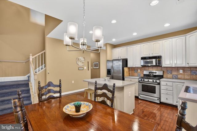16 ZINNIA WAY, Langhorne, PA 19047