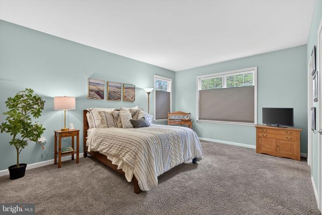 16 ZINNIA WAY, Langhorne, PA 19047