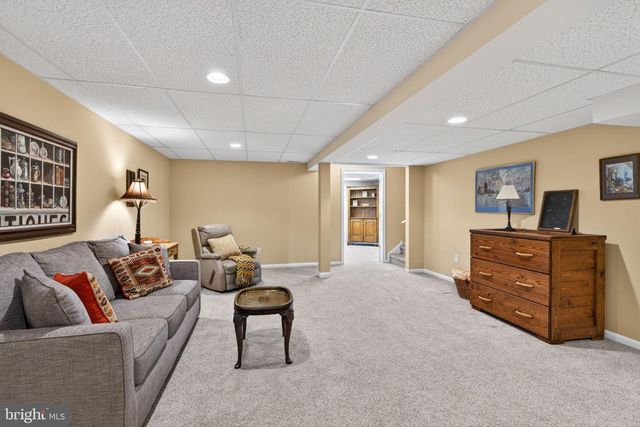 16 ZINNIA WAY, Langhorne, PA 19047