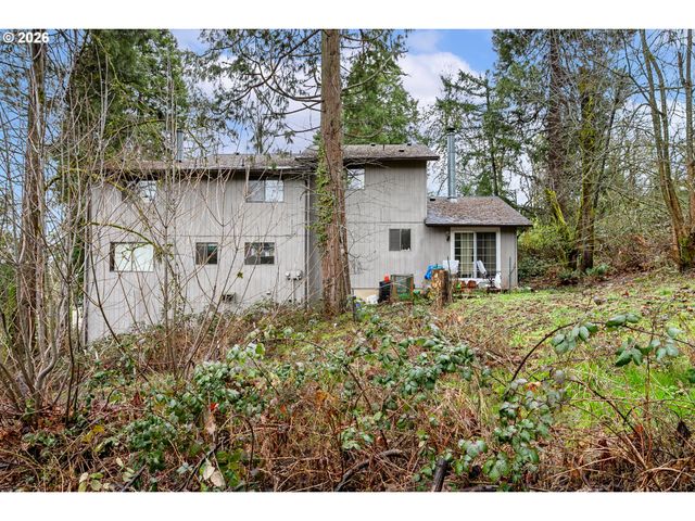 616 S 71ST St, Springfield, OR 97478