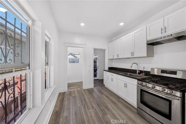427 E 43rd Street, Los Angeles, CA 90011