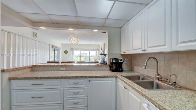 2311 S Cypress Bend Drive 419A, Pompano Beach, FL 33069