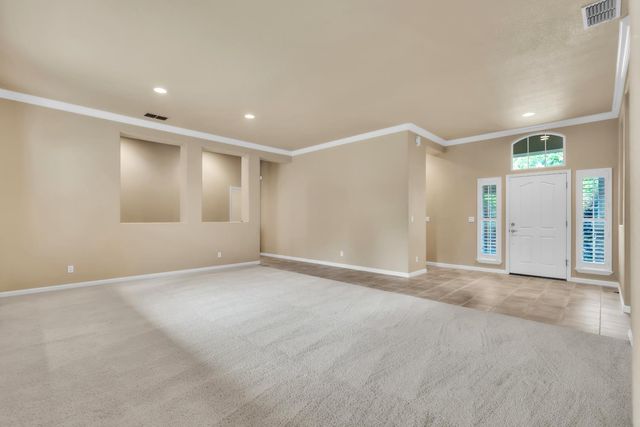 2567 Somerset Way, Yuba City, CA 95993