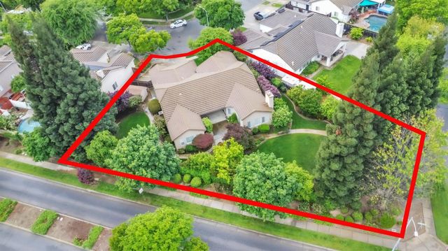 2567 Somerset Way, Yuba City, CA 95993