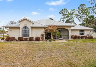7045 Grissom Parkway, Cocoa, FL 32927