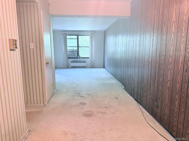 83-20 98 Street 2P, Woodhaven, NY 11421