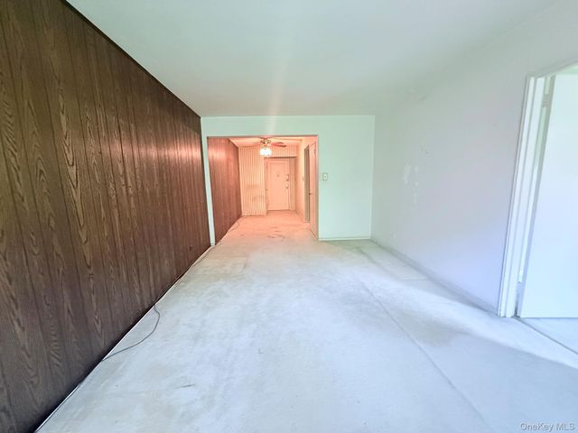 83-20 98 Street 2P, Woodhaven, NY 11421